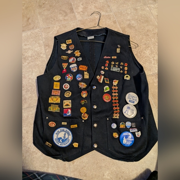 Vintage Motorcycle Vest With Gold wing/Realtor Pins And Patches Coldwell Banker